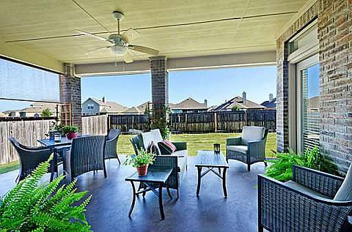 4th image of 5032 White Spruce Dr