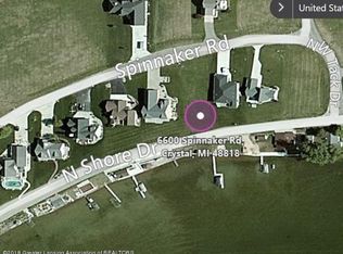 6600 Spinnaker Rd, Crystal, MI 48818