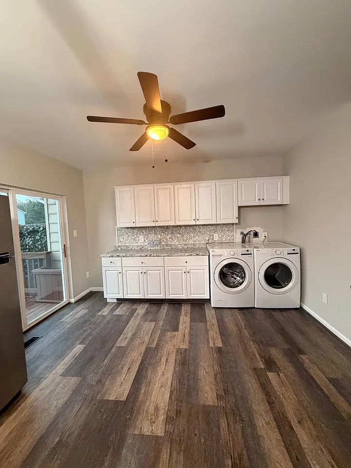 3 bed, 2.5 bath, $1,050 — Photo 3