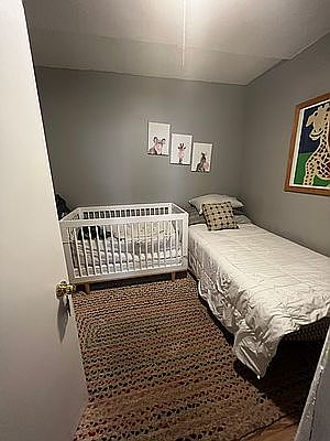 3rd image of 181 Broadway Room 6R