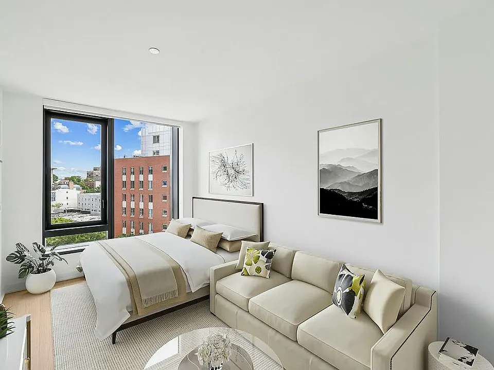18 6th Ave #614