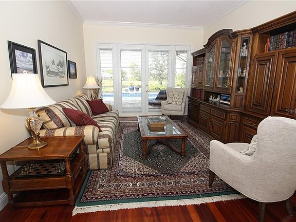 4th image of 1785 Carillon Park Dr