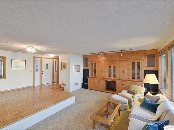 4th image of 1525 Whitecap Ln