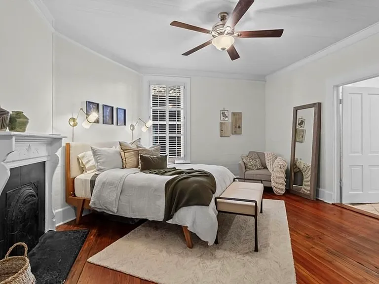 235 Powell St SE — Photo 17