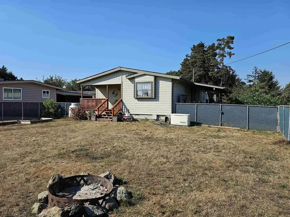 290 Arnett St, Crescent City, CA 95531