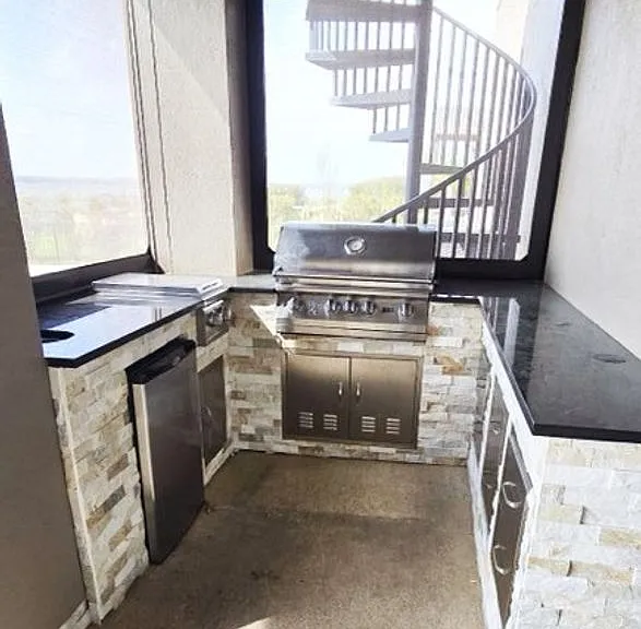 127 Bridgewater #7 — Photo 52