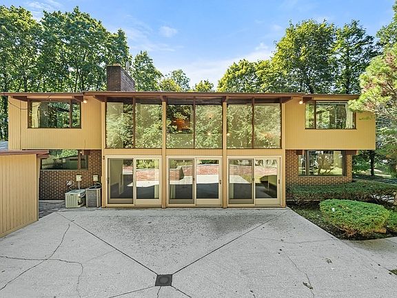 3rd image of 7 Arnold Rd