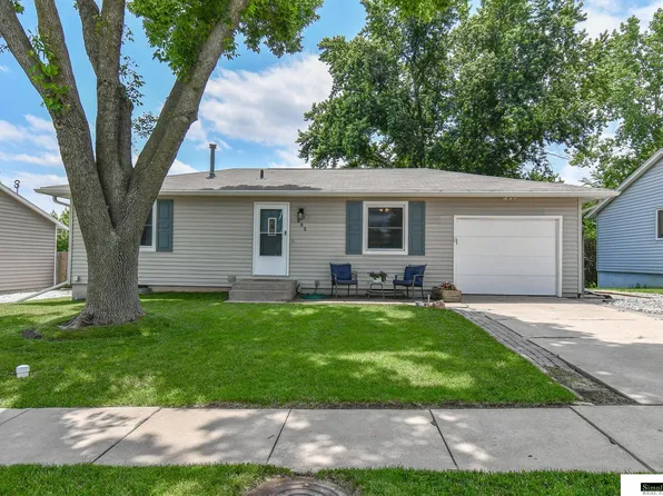 805 F St, Eagle, NE 68347