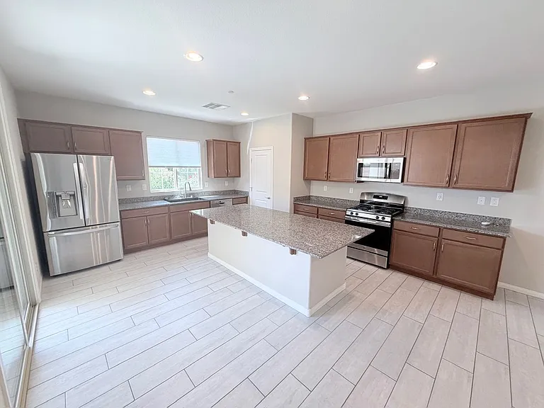 10025 Desert Bighorn Ct — Photo 4