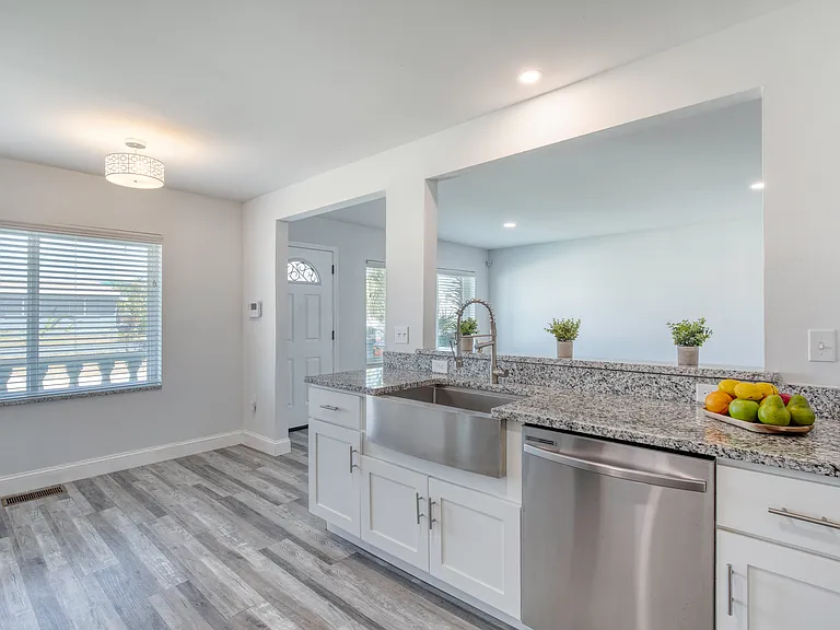 130 Harrison Rd — Photo 18