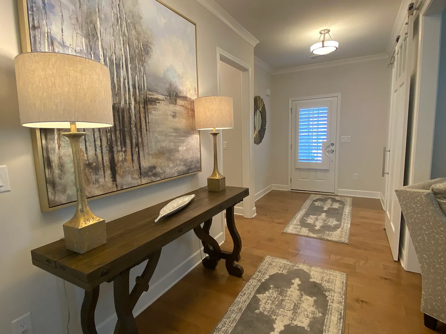 2 bed, 2000 sqft, $4,000 — Photo 3