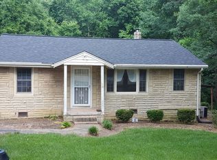 1806 State Highway 68 N, Oak Ridge, NC 27310