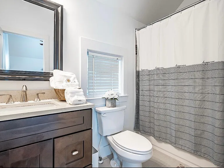 1399 N Druid Hills Rd NE — Photo 25