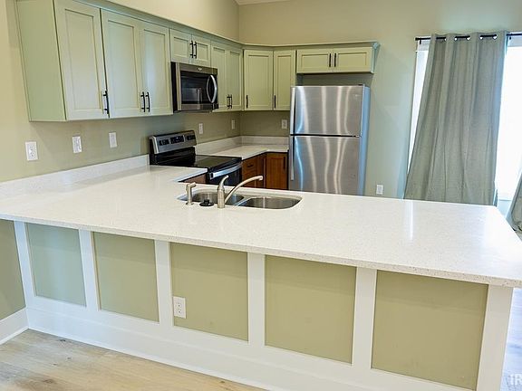 5th image of 7867 S Sagemore Dr