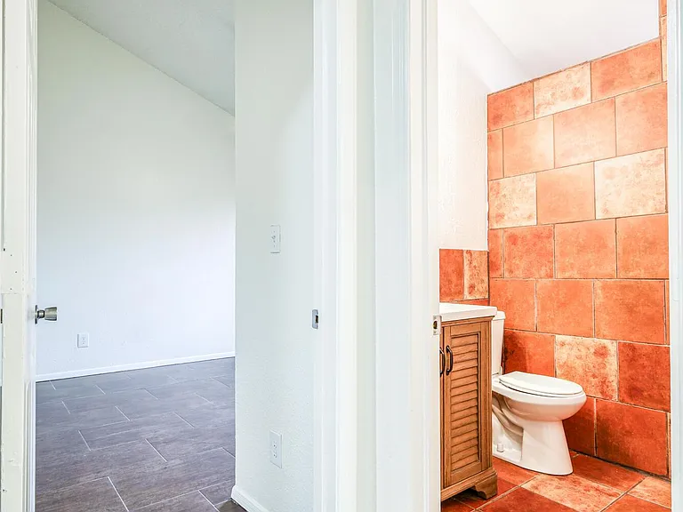 5733 Saplinas Rd — Photo 30