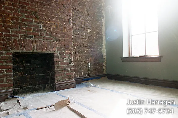 Rented by EXR | media 10