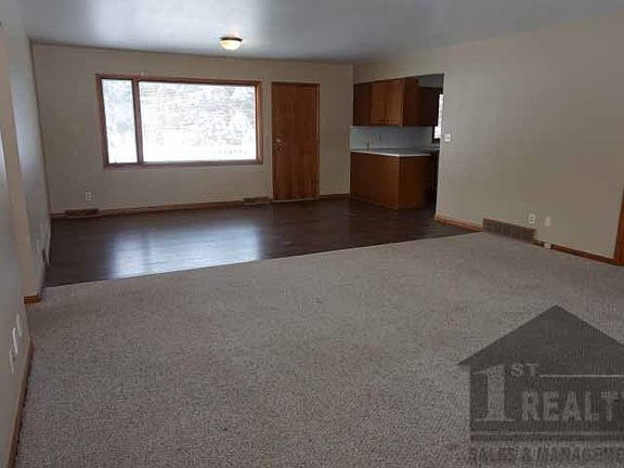 3rd image of 1106 Lawndale Dr