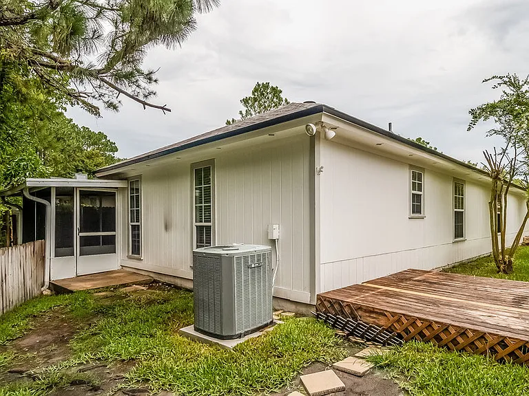 1826 Ashmore Green Dr — Photo 16