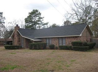 100 Sara Dr, Brandon, MS 39042