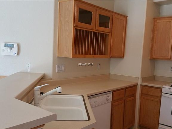 4th image of 4437 Oberlander Ave #0