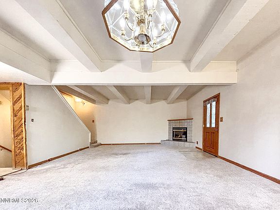 5th image of 448 Andria Dr