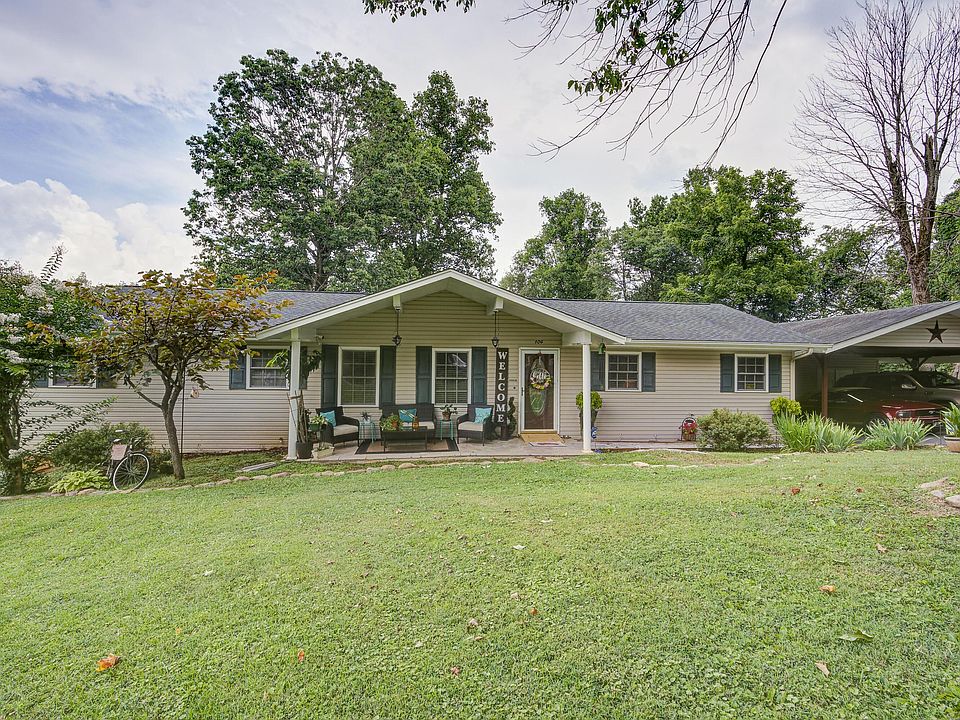 1st image of 104 Pleasant Dr