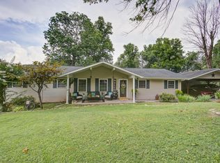 104 Pleasant Dr, Johnson City, TN 37601