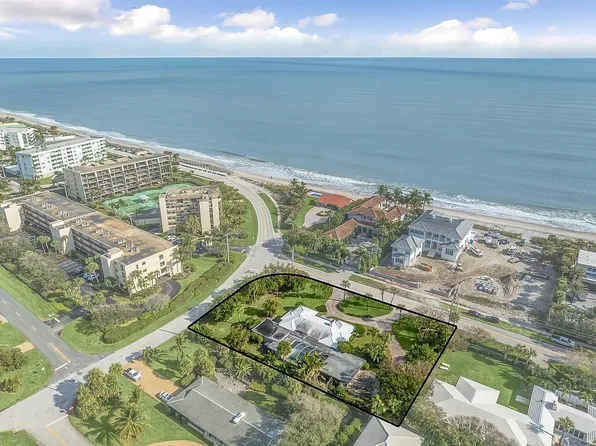 3745 Ocean Dr, Vero Beach, FL 32963