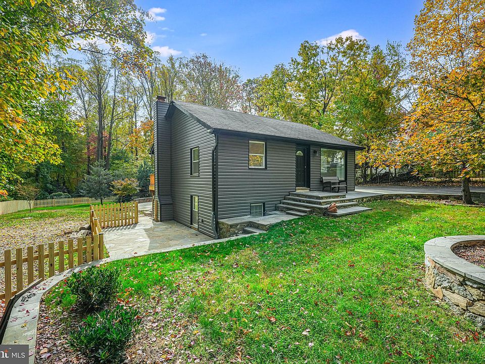 12441 Colewood St, Herndon, VA 20171 MLS VAFX2153084 Zillow