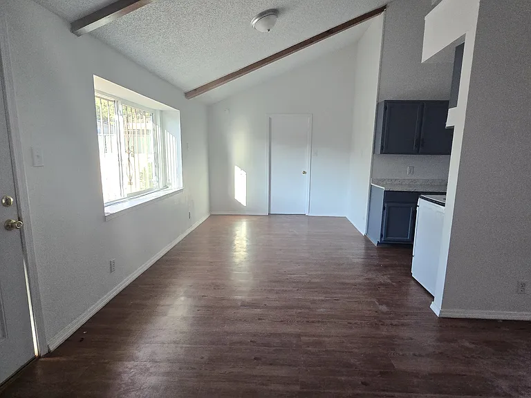 11833 Haddad Ct — Photo 2