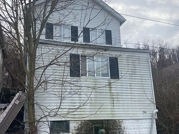 941 Shady Ave, Charleroi, PA 15022