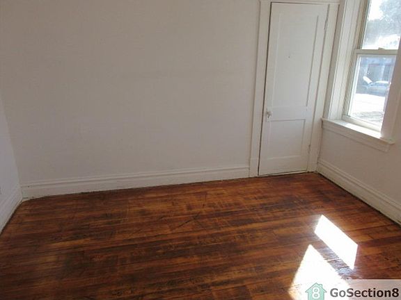 2nd image of 5723 Gravois Ave