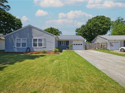 48 Sandy Lake Dr, Hampton, VA, 23666