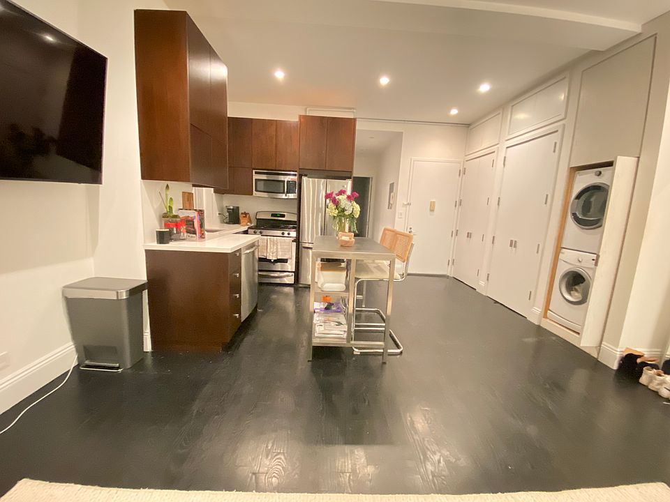 1st image of 31 Union Sq W APT 6E