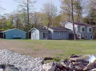 N7252 Lake Blvd, Engadine, MI 49827