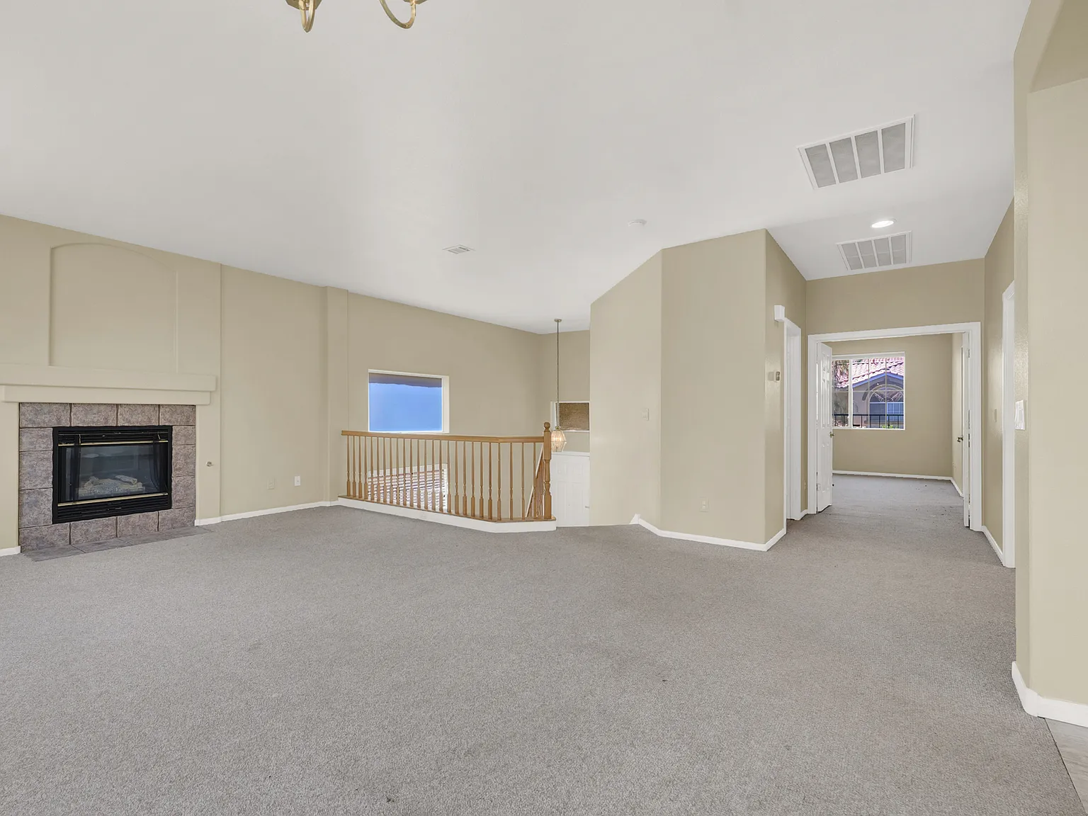 224 Emerald Vista Way — Photo 4