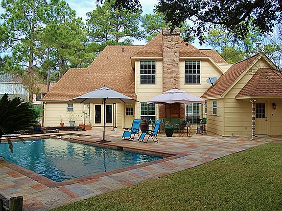 2nd image of 1702 Palace Green Ct