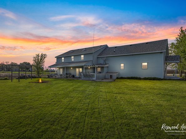 2898 N Route 45 52 Hwy #52, Clifton, IL 60927