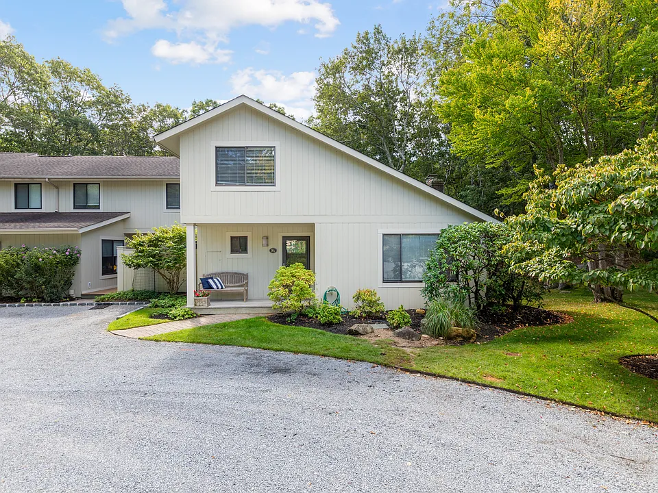 197 Treescape Dr #9A