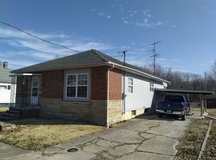 312 School St, Wilsonville, IL 62093