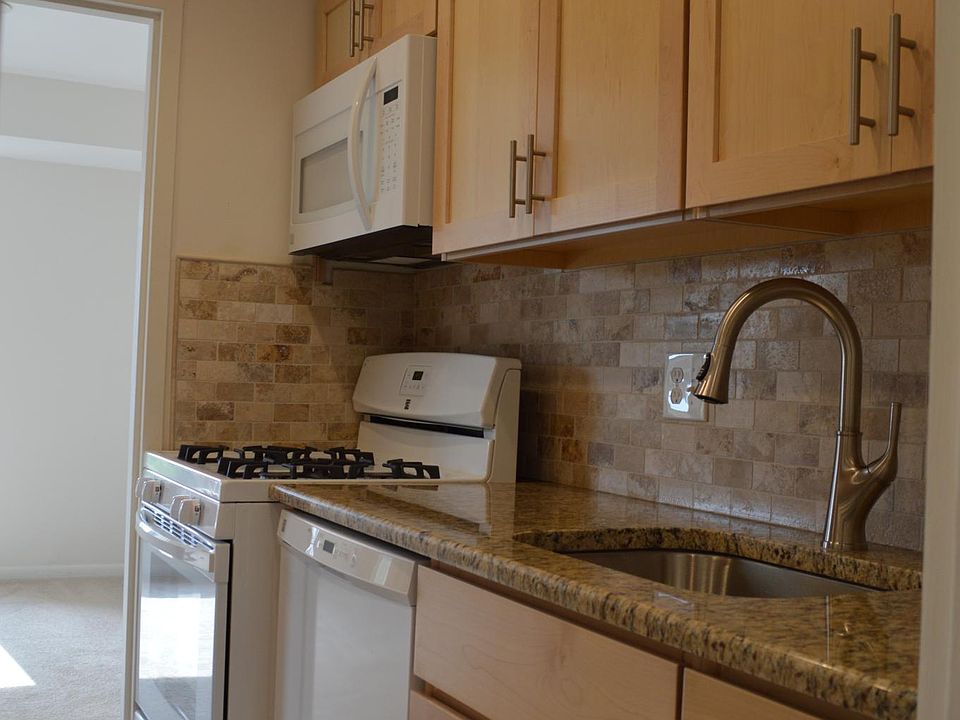 1st image of 3100 S Manchester St APT 936