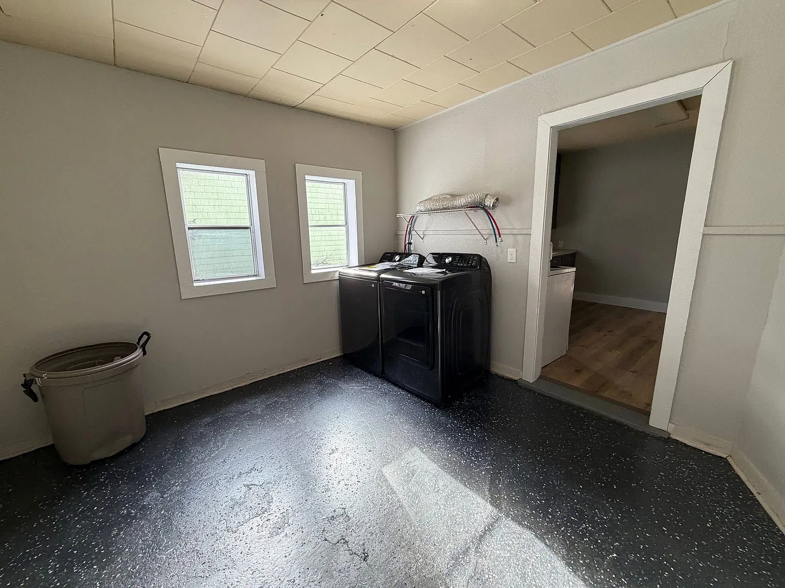 3 bed, 900 sqft, $1,150 — Photo 4