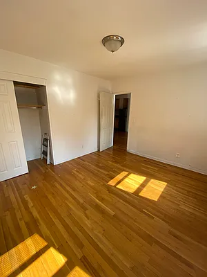 Rented by Bond New York | media 11