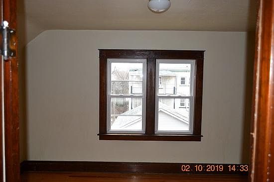 5th image of 1313 La Salle Ave