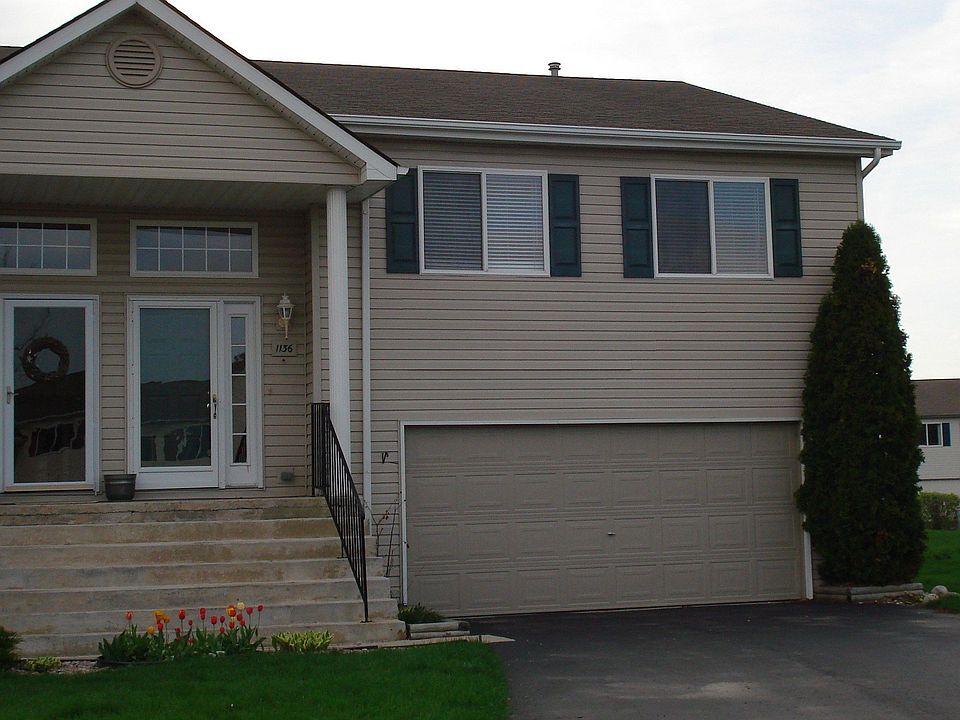 1st image of 1136 Lakeview Cir
