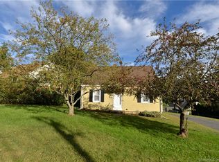 2 Garfield Rd, Bristol, CT 06010