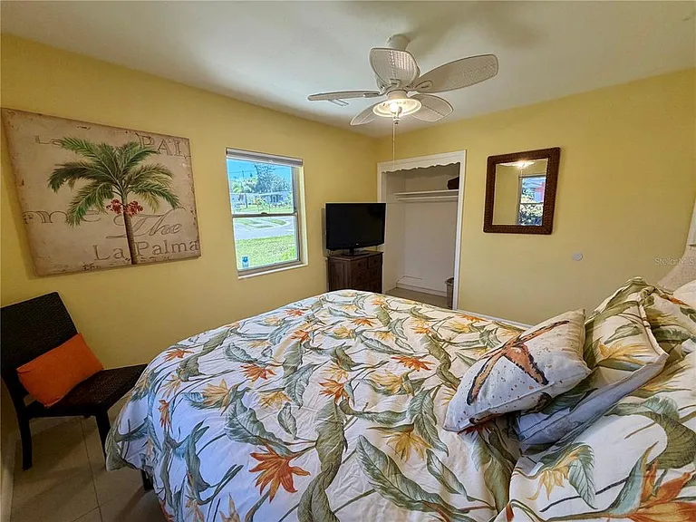 1109 S Betty Ln — Photo 13