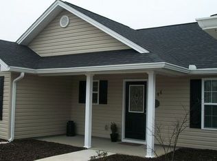 44 Angelwood Ct, Brunswick, GA 31523