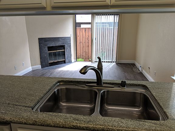 2nd image of 1488 Douglas St