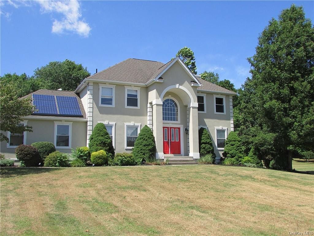 6 Breeze Hill Road, New Windsor, NY 12553 Zillow